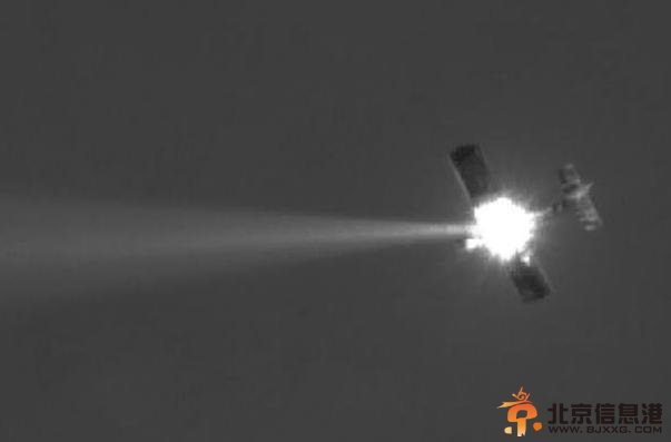 美国激光束传视频还秘密进行武器试验 激光束视频在线看
