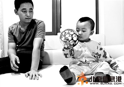 重庆被摔男童开颅手术：手术后脾气变暴躁