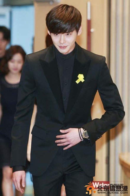 张亮朴海镇李钟硕出席《Doctor异乡人》发布会现场照