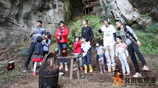 爸爸去哪儿第二季海量剧照曝光 星爸萌娃嗨翻重庆武隆