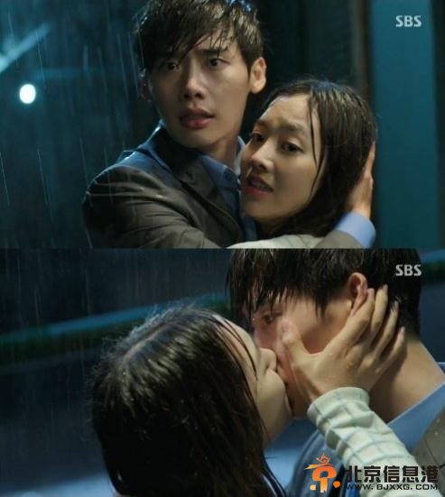 《Doctor异乡人》李钟硕陈世妍热吻分手 苦命鸳鸯生离死别