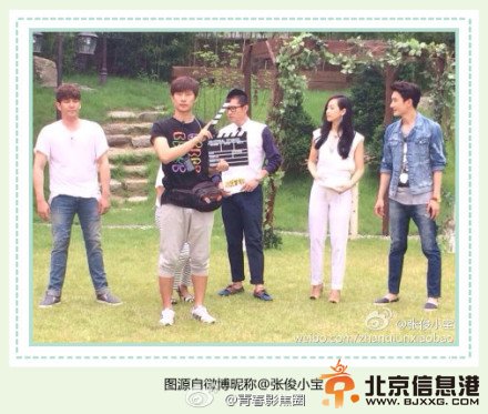 江苏卫视《最强天团》韩国首尔录制现场照片 fx宋茜任固定主持人