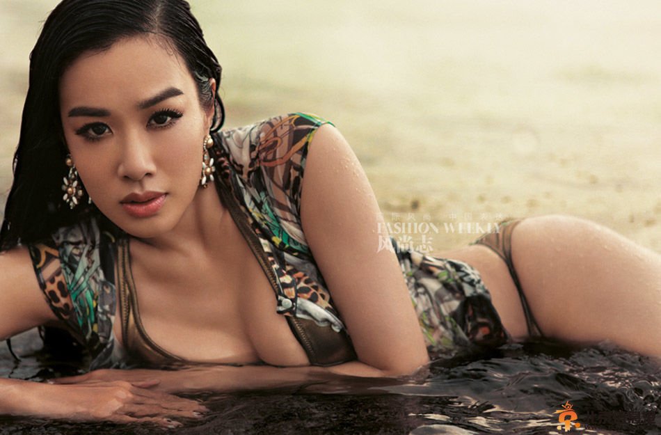 钟丽缇马尔代夫泳装大片“爱是性感的别名”曝光