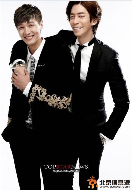 《Tort恋人》申成禄池贤宇2人2色海报 清纯暖男打动少女心