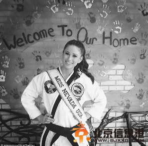 美国小姐冠军出炉 女神是跆拳道黑带高手（图）