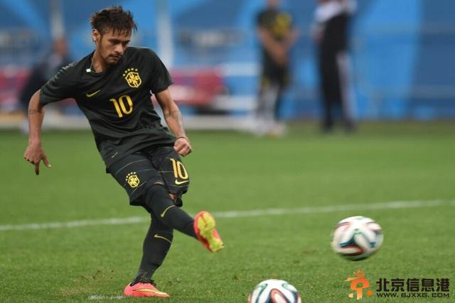 世界杯揭幕战 内马尔：个人荣誉我不稀罕 巴西要夺冠