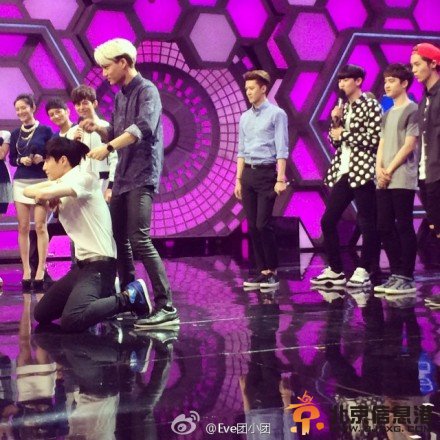 6月11日EXO《快乐大本营》录制现场高清图 EXO上快乐大本营11人缺吴亦凡