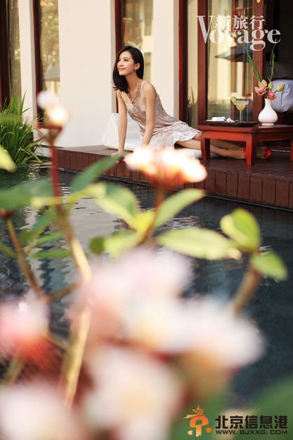 刘诗诗赴柬埔寨拍唯美写真 大展小清新文艺风