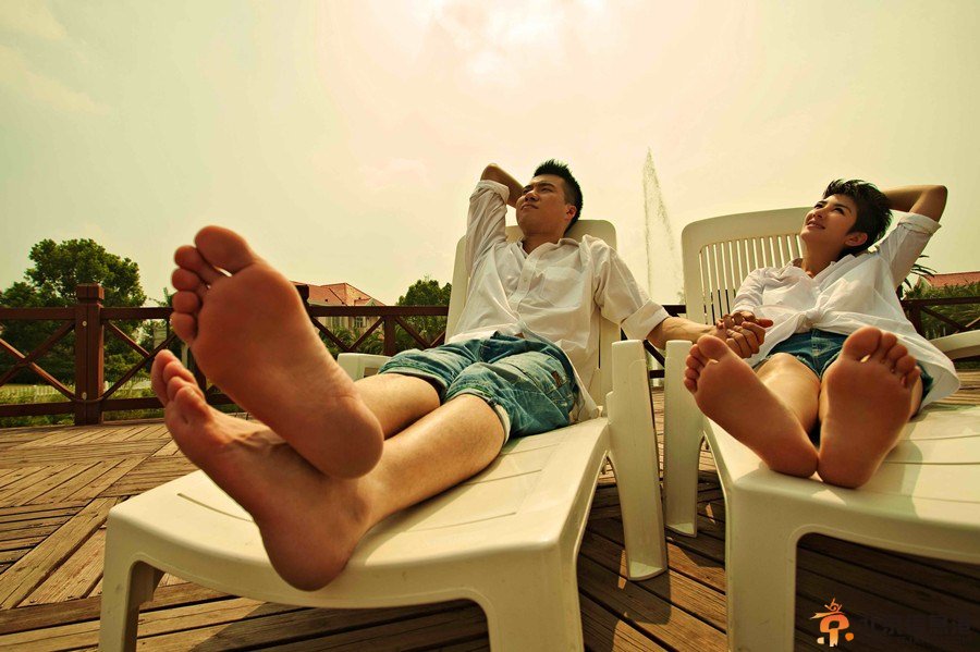 黄奕前夫姜凯炮轰黄奕：淫猫永远忘不了偷腥【图集】