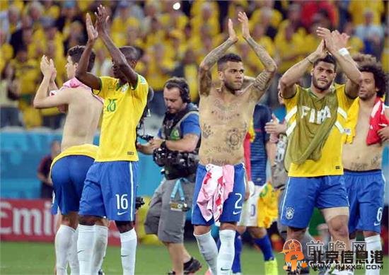 巴西乌龙球揭幕世界杯创纪录 内马尔2球比肩小罗
