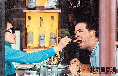 巩俐新恋情曝光称会再婚 男友为法籍摄影师小13岁