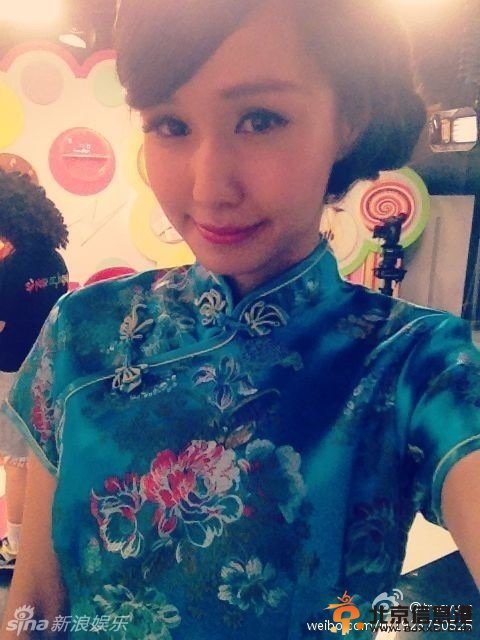 柯震东新欢女友Tracy海量私照曝光 长发披肩清纯可爱