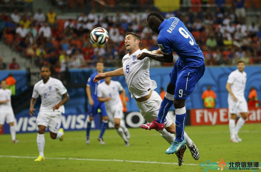 意大利2-1胜英格兰 巴神破门鲁尼献助攻【图】