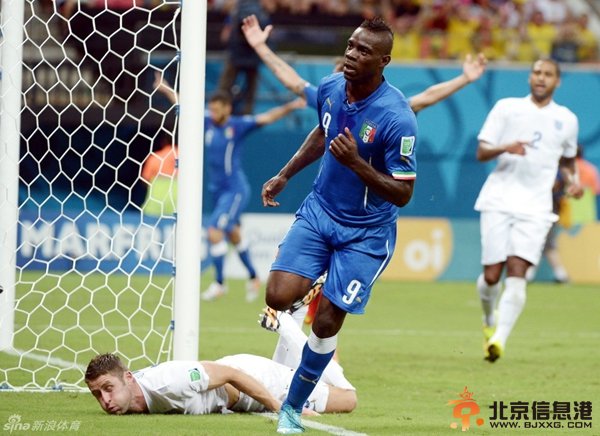 意大利vs英格兰2-1胜出 世界杯巴神头球大绝杀