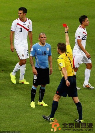 2014世界杯首红诞生 哥斯达黎加反超球疑似越位
