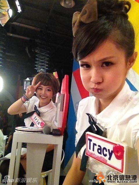 柯震东新欢曝光 可爱清纯长发披肩身材性感