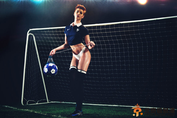 《花花公子》世界杯特辑 绿茵场上致命诱惑