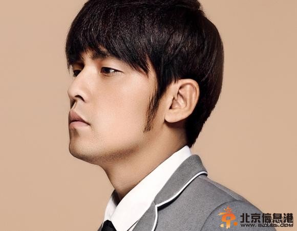 教材收录周杰伦歌曲 网友一边倒的臭骂出版社应懂得自重