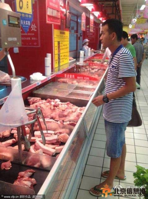 马伊琍赚钱养家文章低调卖猪肉 网友吐槽：买个猪肉都上头条