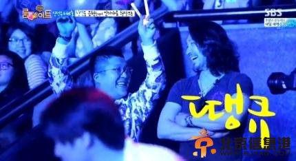 《Roommate》朴灿烈示爱申成宇感动室友 李素拉宋佳妍手足舞蹈