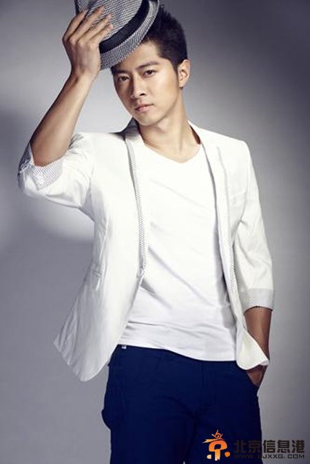犀利仁师郭家豪个人资料曝光 揭其微博年龄等相关信息