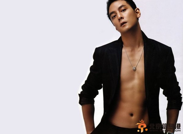 吴彦祖暂别娱乐圈内幕揭秘 Revolution解散原因曝光