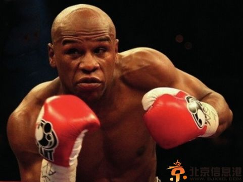 拳王弗洛伊德·梅威瑟孩子车祸图片 贾斯汀·比伯火速救人