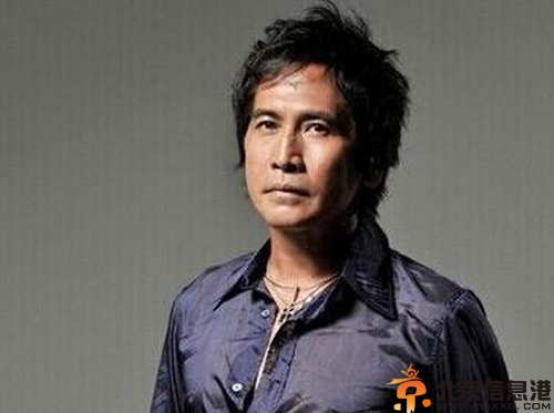 已确定齐秦加盟好声音 齐秦忙转椅揭秘抢人难