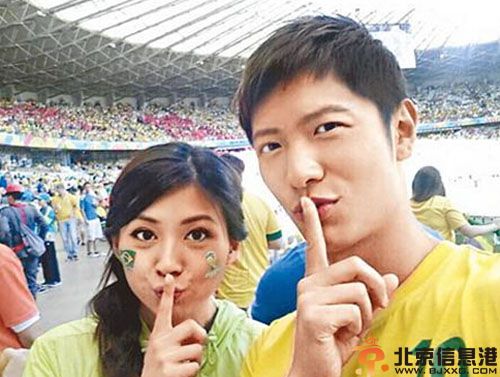 张秀文个人资料照片 巴西报道世界杯遭强吻