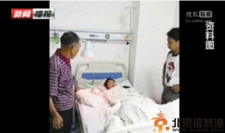 继母剁下继女右手原因内幕图片 女孩手已接上情况不乐观
