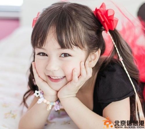泰美混血小萝莉拉达·莫兰JiradaMoran资料照片 超萌微博爆红
