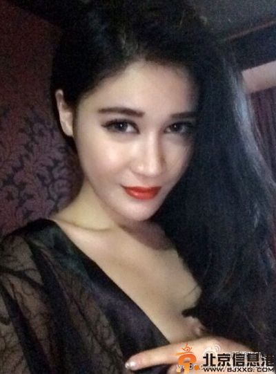 非诚勿扰21号王熠菲微博个人资料 承认整容晒旧照