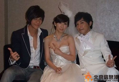 张世明玩男男3P性侵图片内幕曝光 老婆是谁揭其资料微博照片