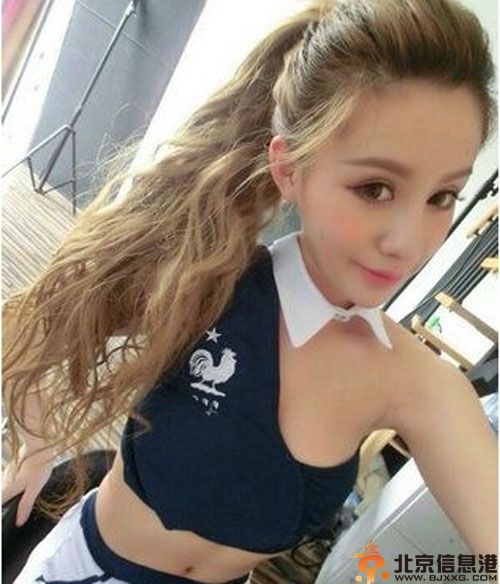 校花高彩琪资料微博照片 制服诱惑版小苹果揭其整容前后素颜照