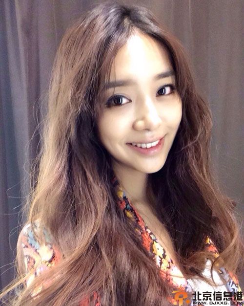 主持人演员张沐莀个人资料微博 海量生活照图片曝光