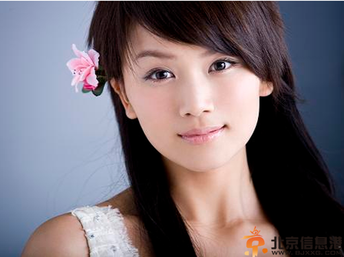 曹曦文被爆离婚 与神秘男聚餐照片资料受关注