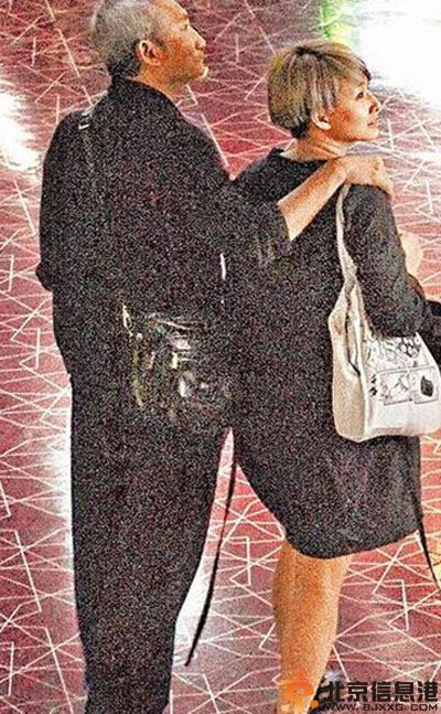 施南生徐克离婚 徐克新欢乐乐个人资料照片受关注
