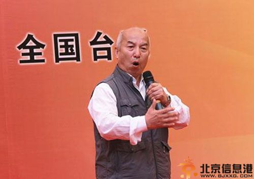 82岁脱线陈炳楠自爆婚外情玩到70岁 老婆林玉贞视而不见