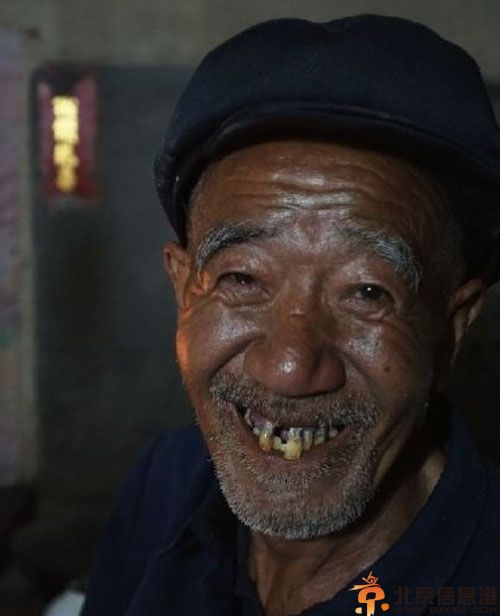 舌尖上的中国挂面张爷爷张世新个人资料 患癌去世挂面被收购