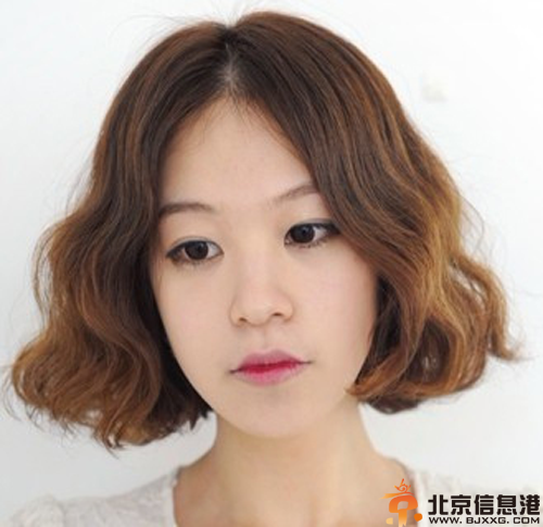 韩式中分短发蛋卷头 让你优雅又有气质