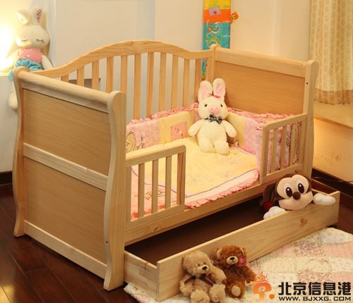 婴儿床怎么选什么最关键 新手妈妈必看选择技巧