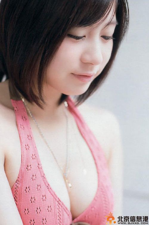 AKB48小野惠令奈释小龙撞脸 传渡边麻友抢first love致其毕业