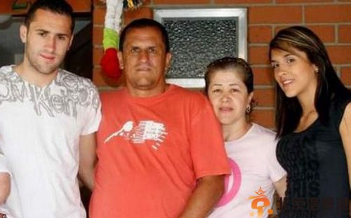 J罗老婆是谁揭其身价身高 罗德里格斯世界杯进球6个泪奔出局