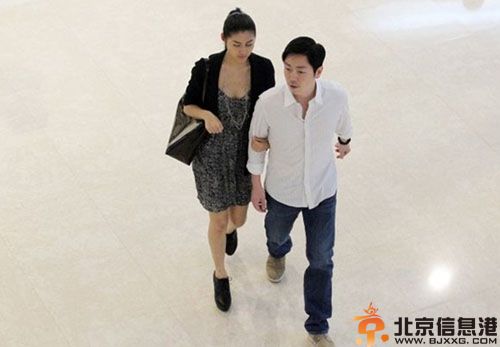 春卷王宝宝个人资料与男友李思捷分手 称内地高铁好臭厕所味