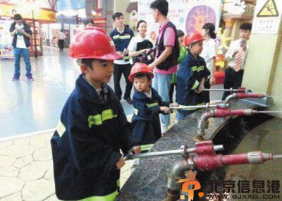 张柏芝车祸其近况揭秘 儿子Lucas和Quintus同在车上