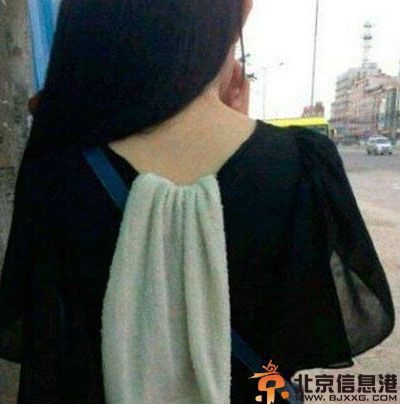 搞笑图片好高端的招生处 只怪面条太长