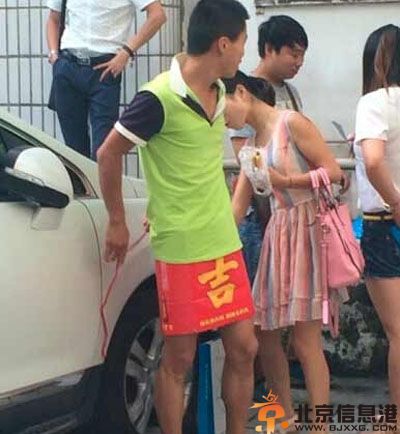 搞笑图片婆婆带孩子 几天后儿子接地气了许多