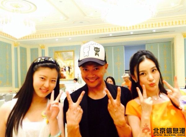 刘磊的老婆黄小蕾个人资料照片 认识38天结婚张国立当证婚人