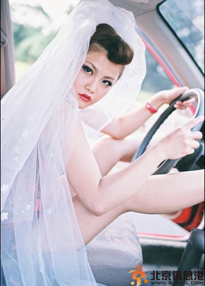 小Call胆大艺术照三点照片 小call男友是谁揭其资料微博照片