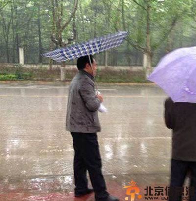 亮点图月光下的孤独 妹子咋能不这样作践自己么